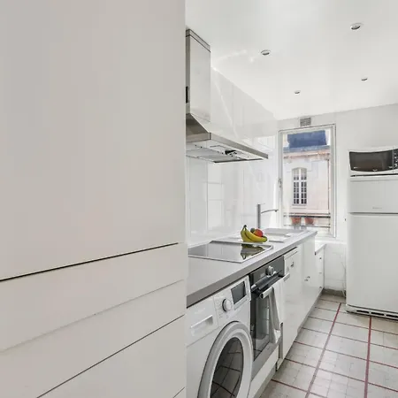 Trocadero & Arc De Triomphe - 1br With Balcony * Parigi